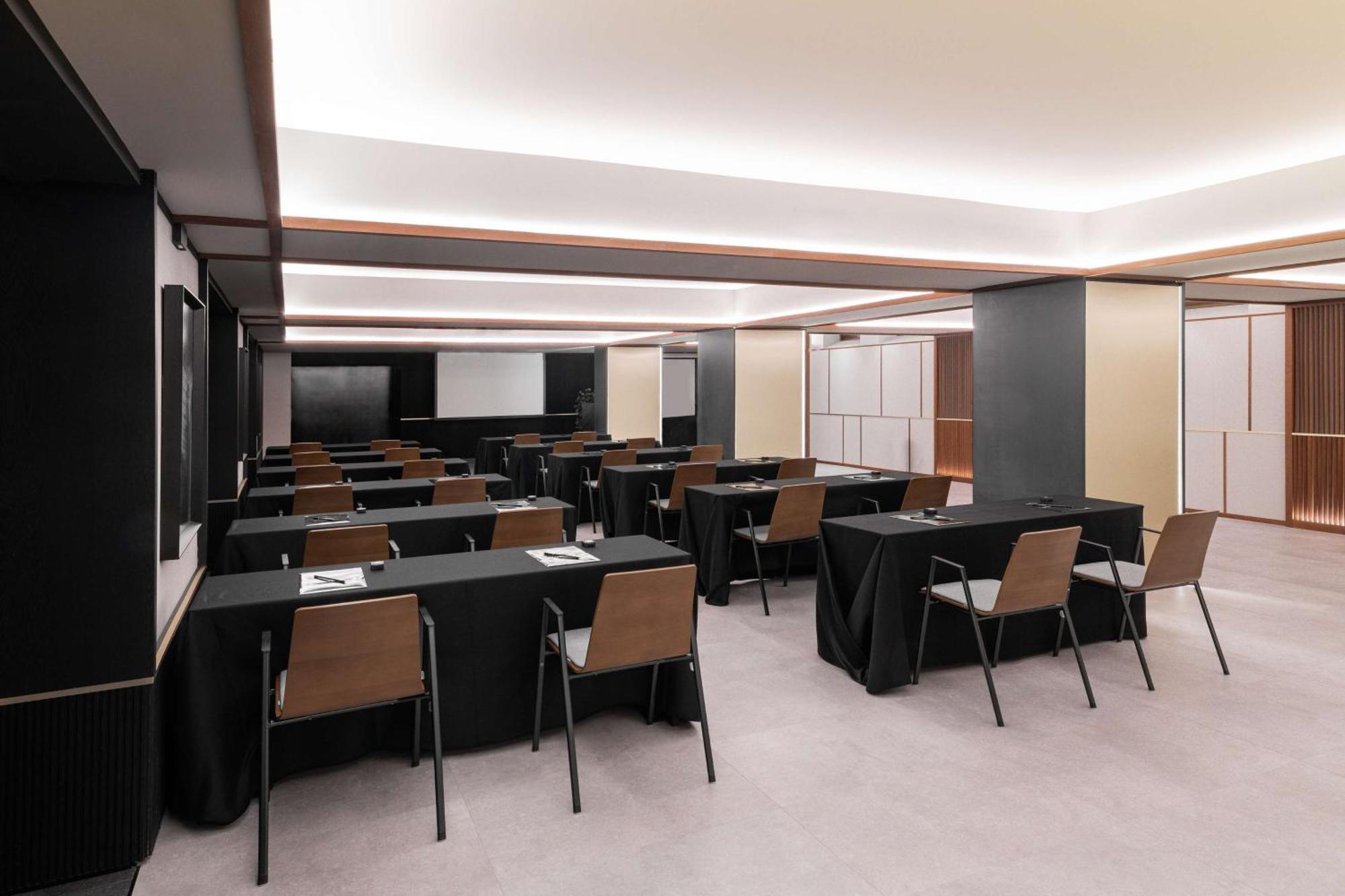 Radisson Collection Bilbao Hotel Exterior photo The 3D rendering of a meeting room