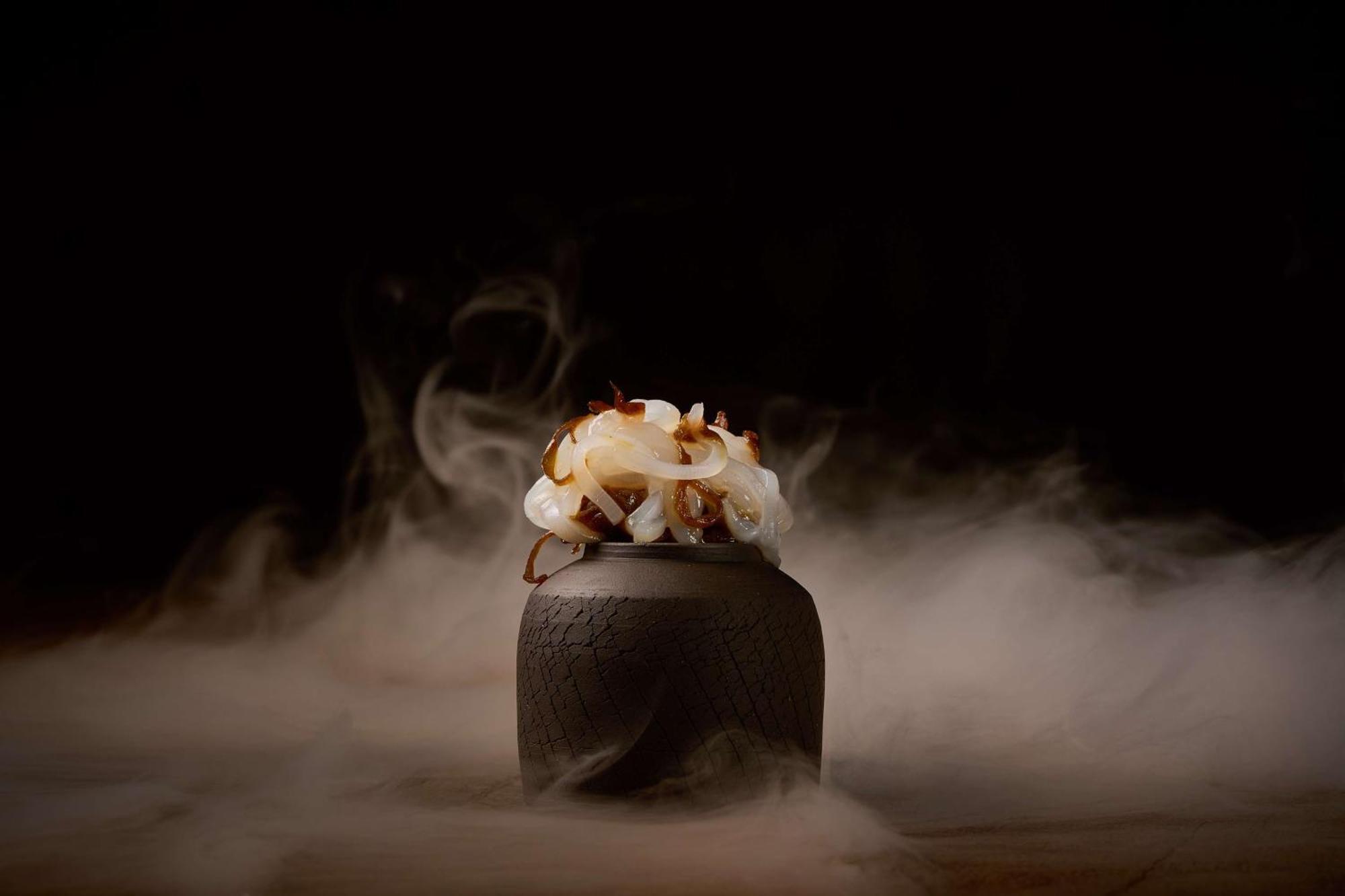 Radisson Collection Bilbao Hotel Exterior photo A dry ice dessert